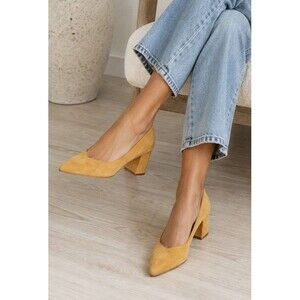 Marc Fisher Caitlin Mustard Yellow Suede Pointed Toe Block Heel Pumps 9.5M